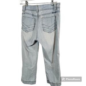 Bandolino Blu Light Blue Distressed Denim Cropped Jeans Capris Size 6